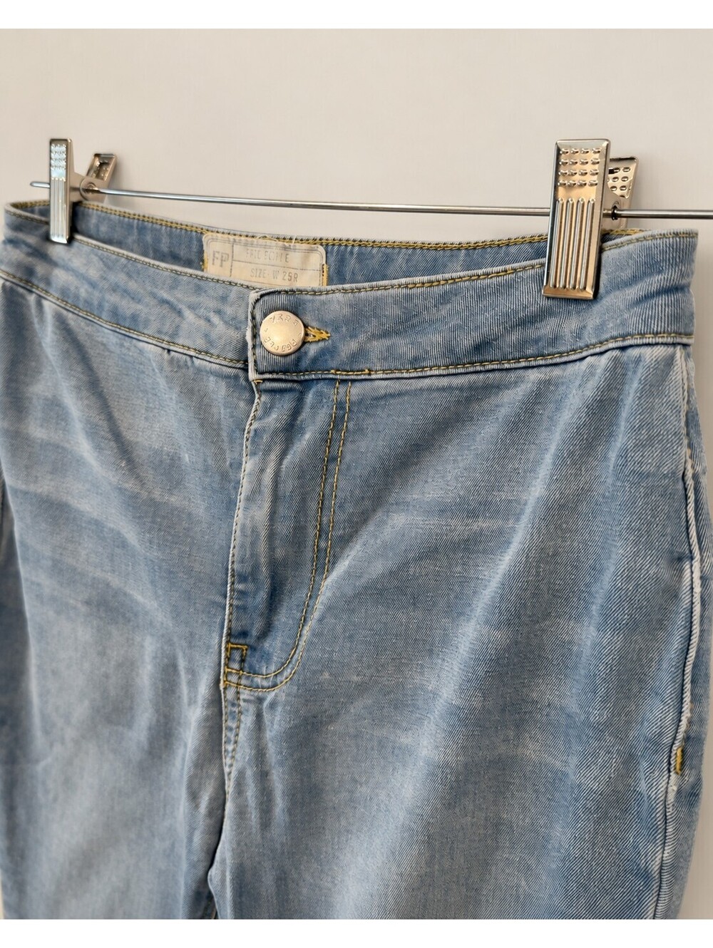 Free People We The Free Just Float On Flare Jeans in Bermondsey Blue — Size 25 - Picture 3 of 5